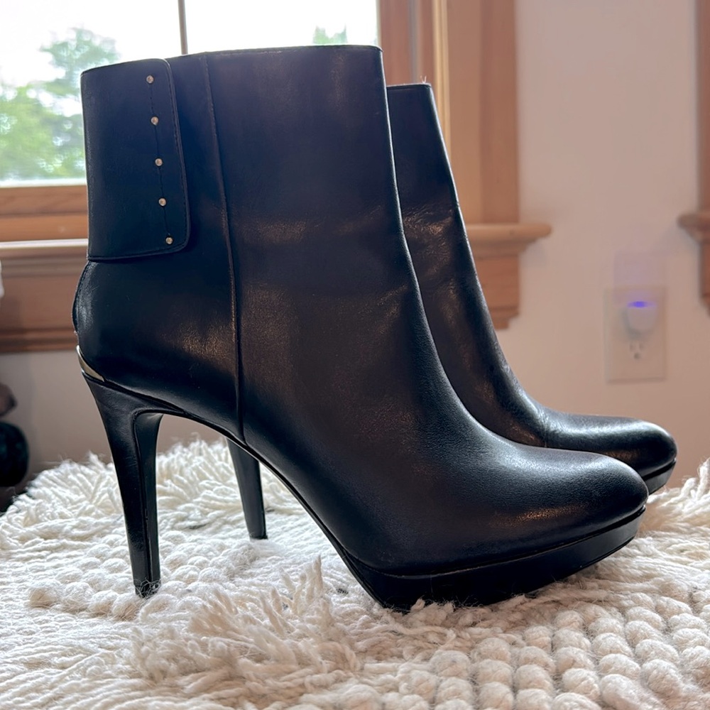 Calvin Klein PALISA Leather Ankle Boots